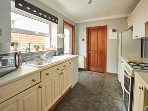 Photo 7- click for photo gallery